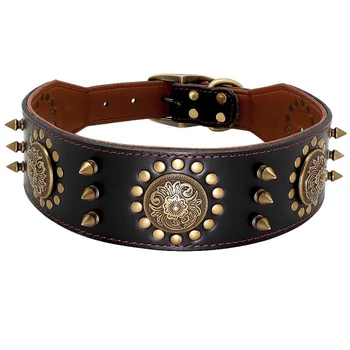 Collier de chien en cuir clouté à pointes réglables