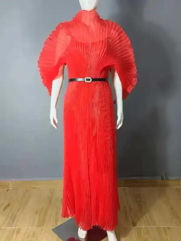 Robe de soirée plissée à la main pour femme