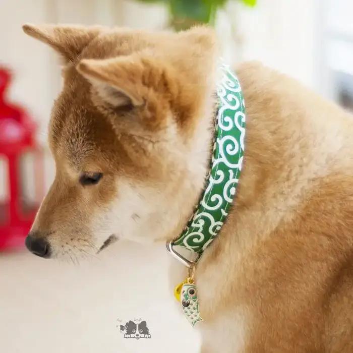 Colliers pour animaux de compagnie avec motif bronzé de style japonais pour chats et chiens de petite et moyenne taille élégants à offrir pour occasions spéciales