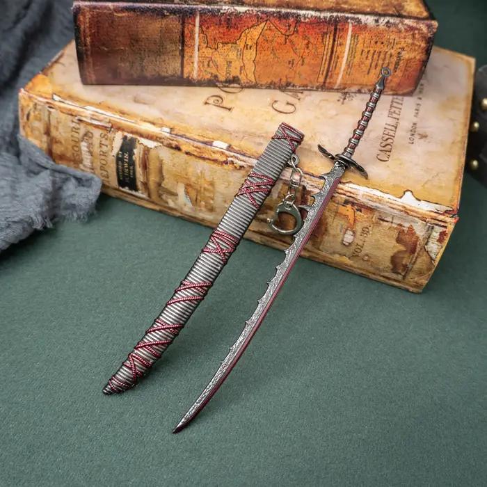 Miniature Divine Slasher Épée en Métal pour Collectionneurs de Monster Hunter Occasions Spéciales Avisés