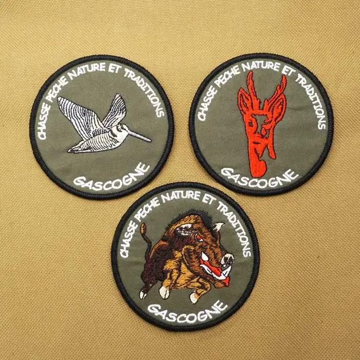 Patchs tactiques militaires de chasse brodés 3D avec support velcro pour personnalisation de vêtements et sacs à dos occassions plein air