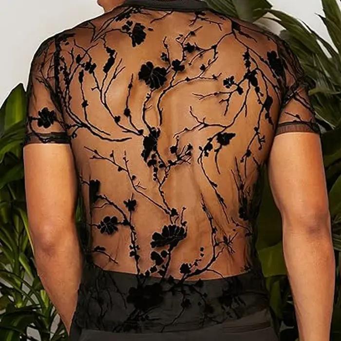 T-shirt homme été en maille et dentelle avec motifs floraux col rond pour soirée chic et élégance