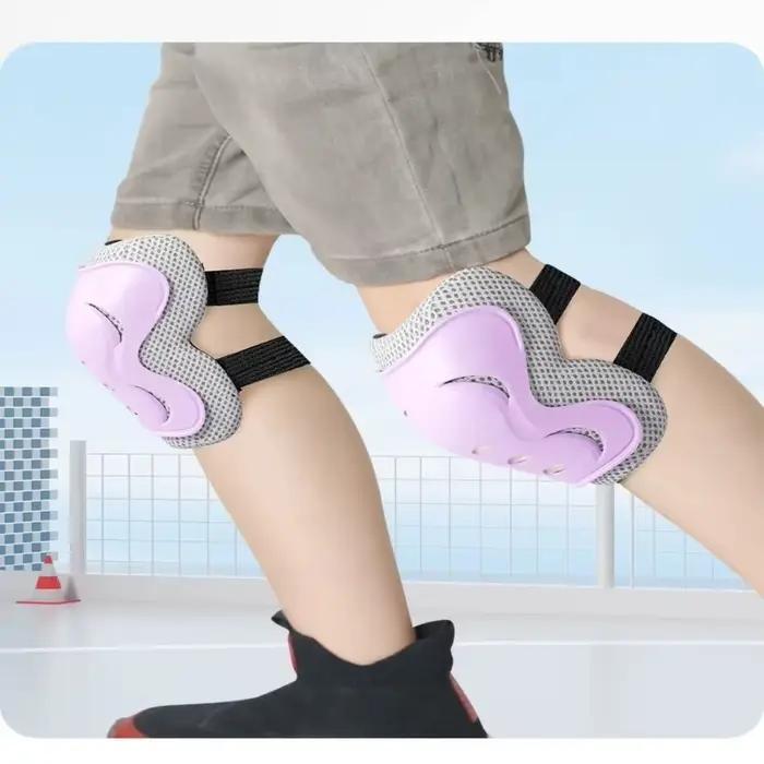 Ensemble de protections réglables pour enfants 7 pièces/ensemble équipement de sécurité épaissi absorbant les chocs respirant adapté pour divers sports de plein air