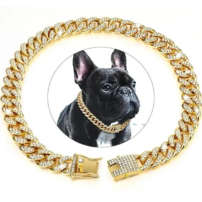 Collier pour chien en or avec chaîne et diamants