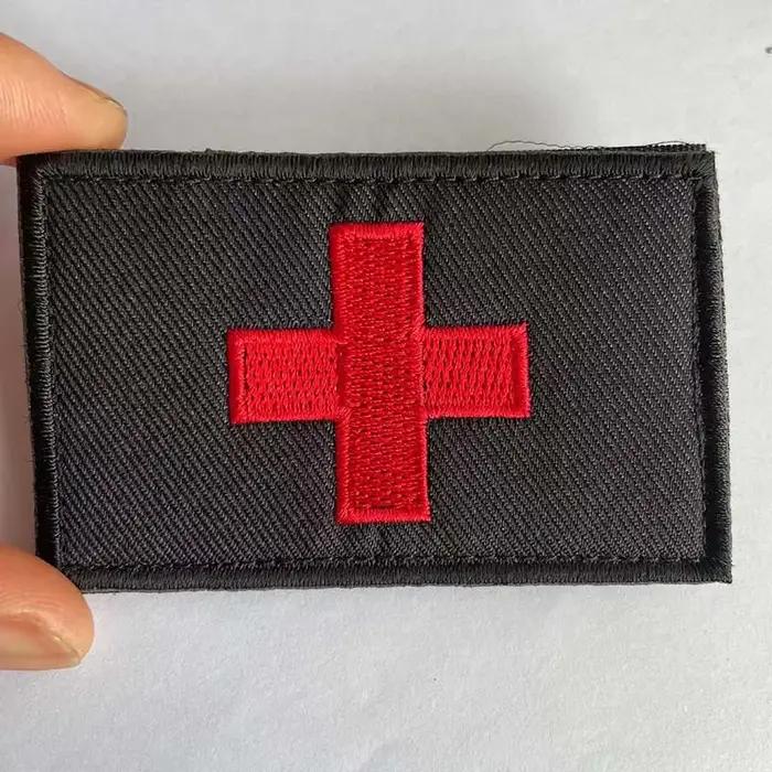 Badges brodés avec appliques de croix rouge, Patch tactique à crochet et boucle, première aide MED Medic Rescue militaire sur sac à dos, brassard