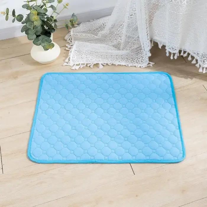 Tapis absorbants lavables et réutilisables pour chiens pour apprentissage de la propreté et protection des meubles et voitures occasions spéciales