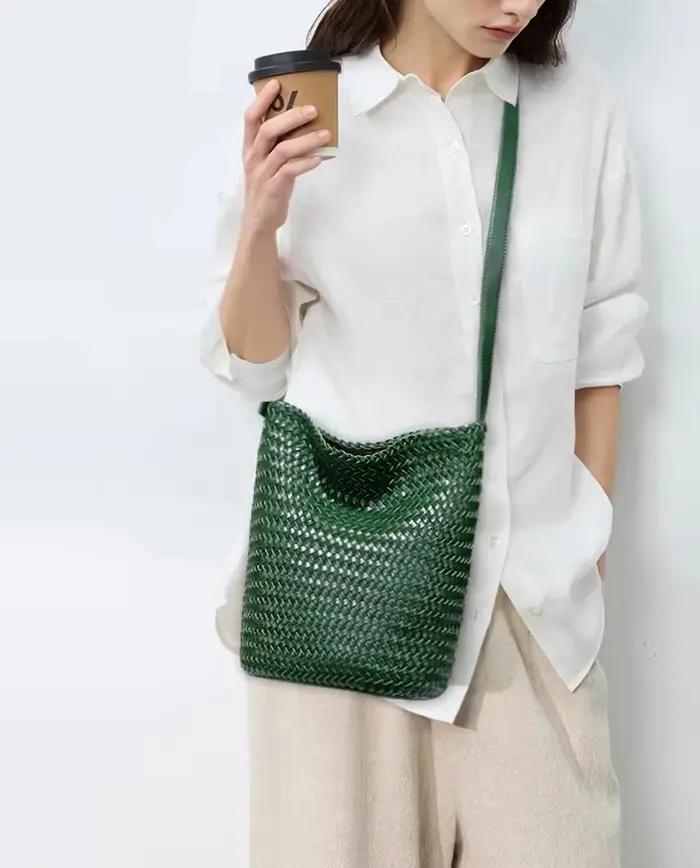 Sac de shopping de luxe pour femmes, nouveau sac seau en cuir tissé à la main haut de gamme, sac mes