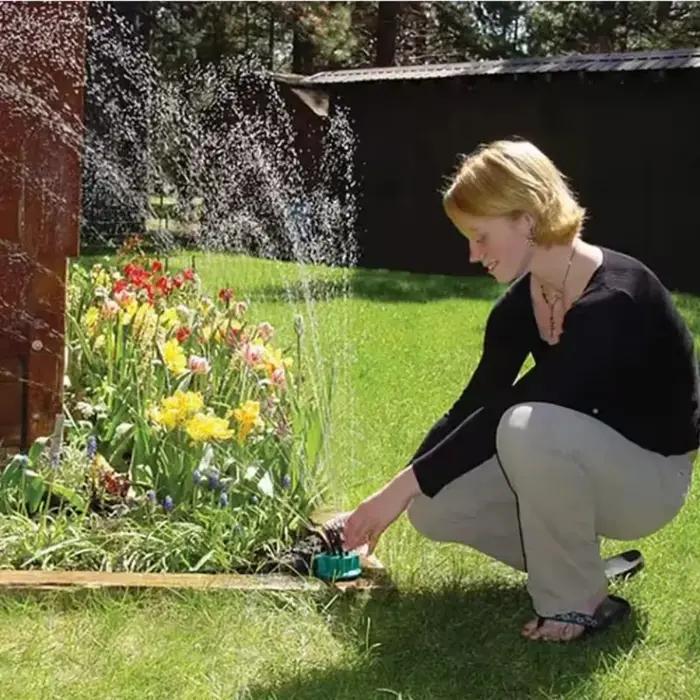 Arroseur automatique 360 degrés pour jardin en ABS+PVC pour tonte de pelouse arrosage de jardin et plantation occassions spéciales