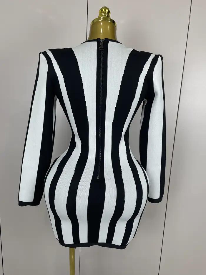 2025 luxe Sexy à manches longues rayure noir blanc Mini robe de pansement femmes tricoté célébrité é