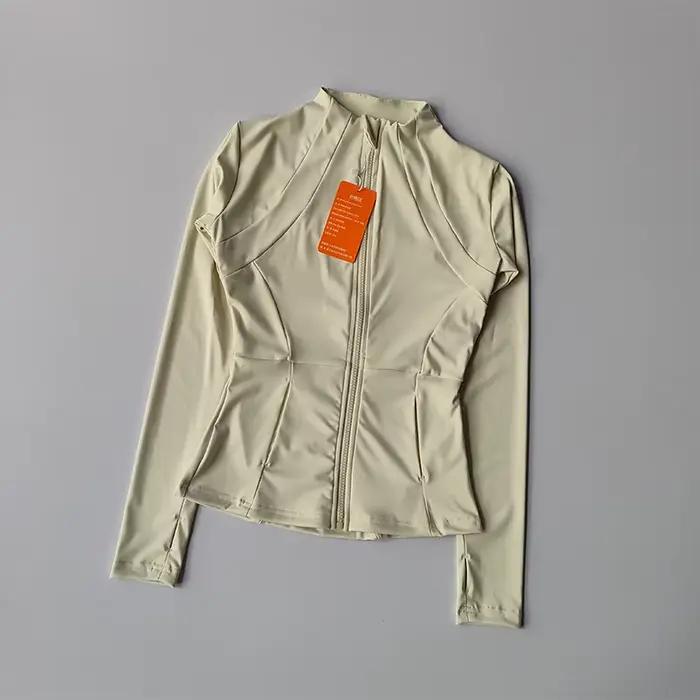 Veste de sport pour femmes