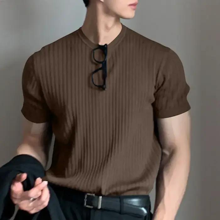 Vêtements d'été pour hommes