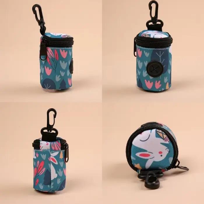 Distributeur de sacs de merde de chien suspendu