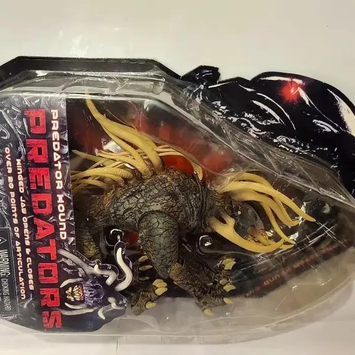 Nouvelles Figurines Predator Jungle Hunter Chiens Prédateurs Gris Classiques Jouets de Collection Cadeaux pour Fans Occasions Spéciales