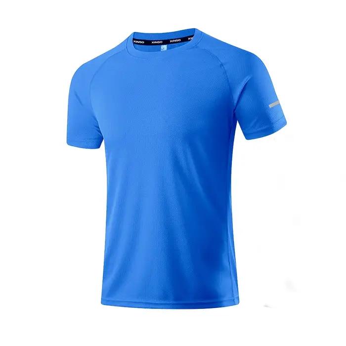T-shirt de sport en polyester pour hommes