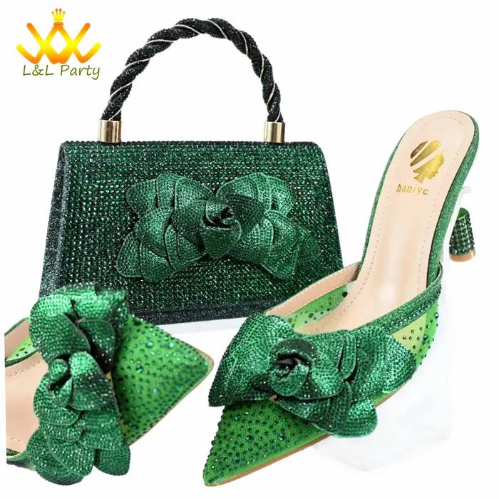Ensemble de chaussures et de sacs au Design italien