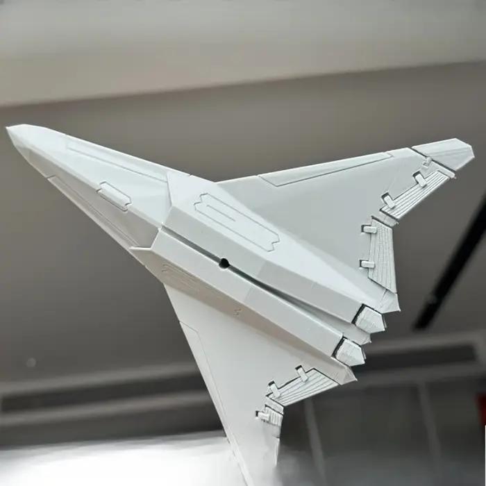 Figurine Avion de Chasse Furtif Modèle 6e Génération Maquette Assemblage Soi-même Décoration Bureau Collection Occasions Spéciales