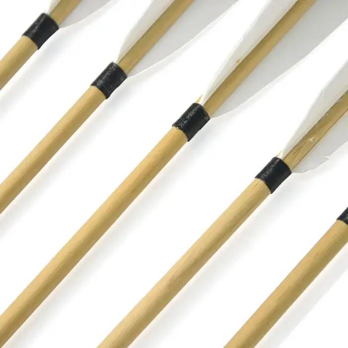 Flèche en bois fendue avec plume de dinde blanche pour tir à l'arc traditionnel et chasse, occasion spéciale pour archer novice ou expérimenté