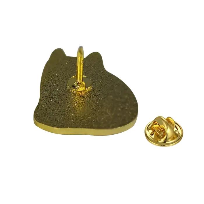 Broche en forme de chat mignon