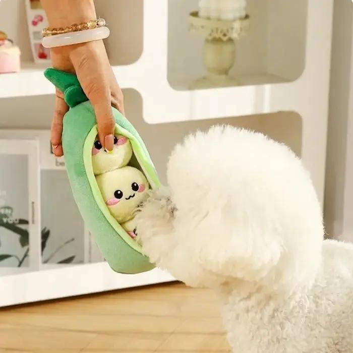 Jouet interactif pour chiot en peluche douce en forme de coquille de pois