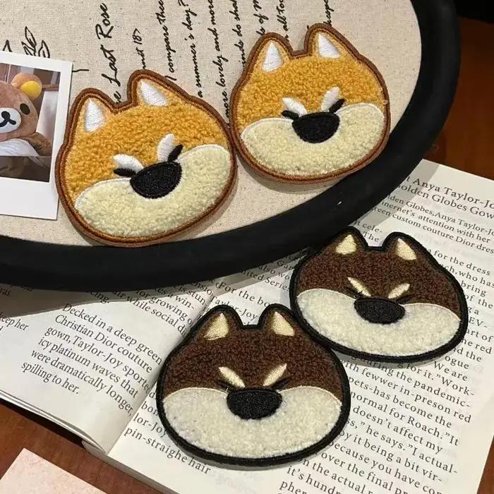 Barrette à cheveux en chenille mignonne Shiba Inu, motif chien de dessin animé en peluche, pour femmes et filles, accessoire capillaire quotidien