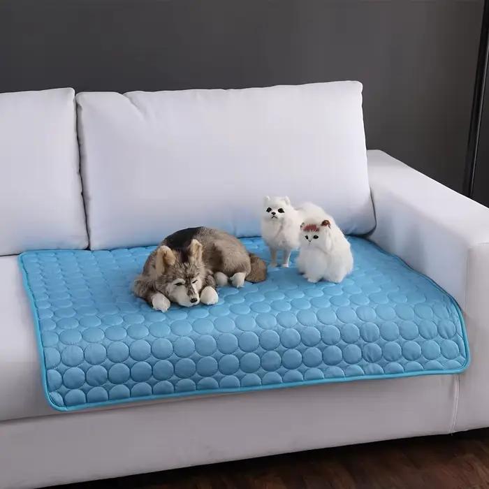 Tapis rafraîchissant pour chien lit d'été pour animaux de compagnie extra large pour petits et grands chiens accessoire pour animaux couverture durable pour chat coussin de glace pour chat occasions spéciales été