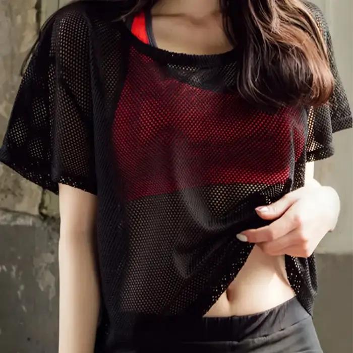 T-shirt de sport ample à manches courtes pour femmes