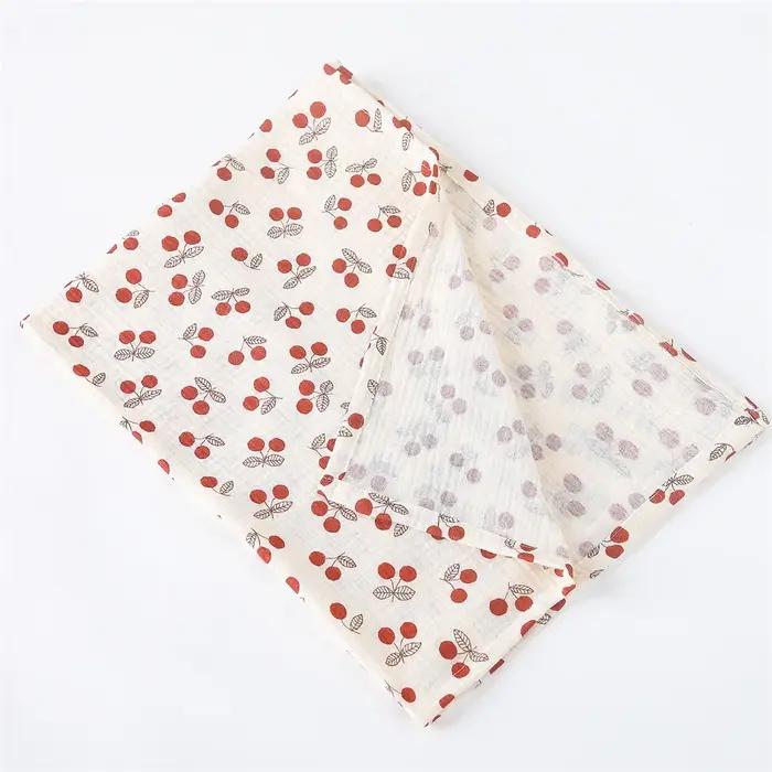 Couverture d'emmaillotage en coton floral pour bébé universellement adaptée aux quatre saisons pour maternité et occasions spéciales