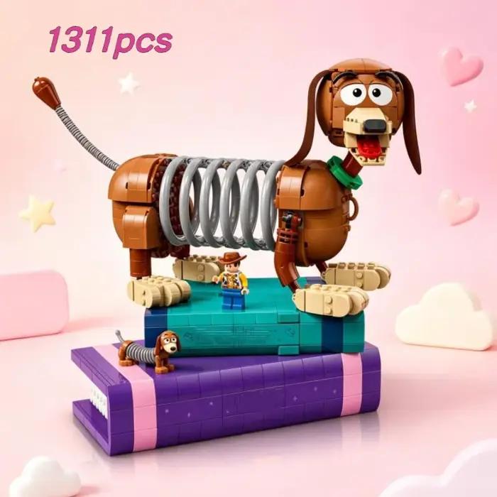 En stock 1311 pièces Série de films classiques Le chien pris en sandwich dans un livre Blocs de cons