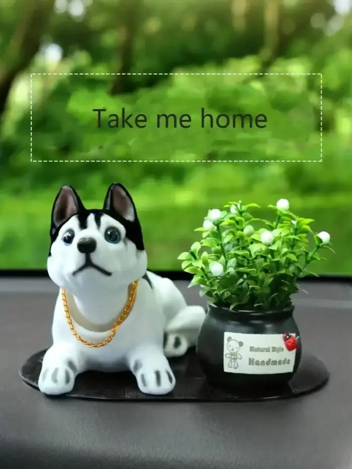 Décor de tableau de bord de chien hochant mignon