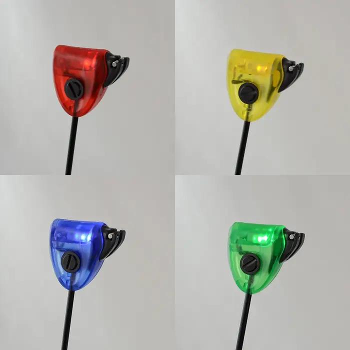 Swinger de pêche pour alarme de touche Lumineux LED 4pcs Balanciers tige dure dans étui protection B