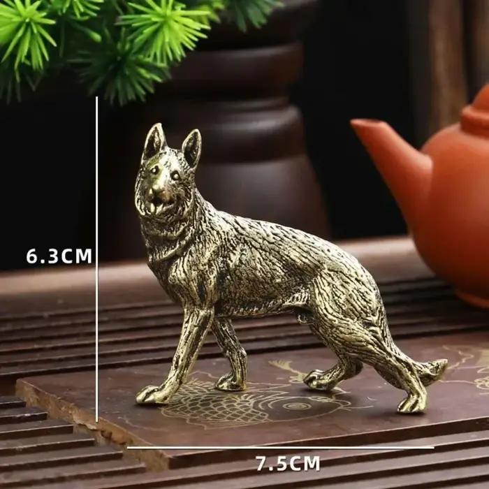 Mini-figurine de chien porte-bonheur en cuivre vintage
