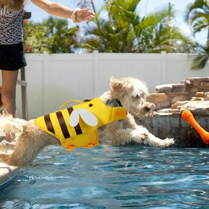 Gilets de sauvetage pour chiens pour la navigation de plaisance