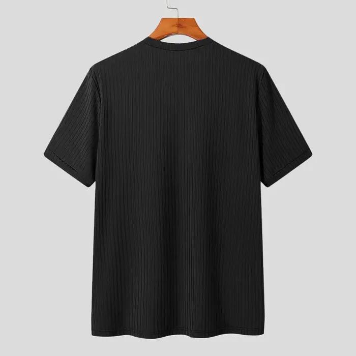 Vêtements d'été pour hommes