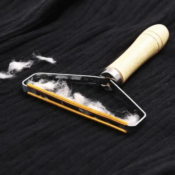 1 pièce Coupe-poils manuel en bois pour vêtements, en acier inoxydable double face, sans dommage pour les vêtements