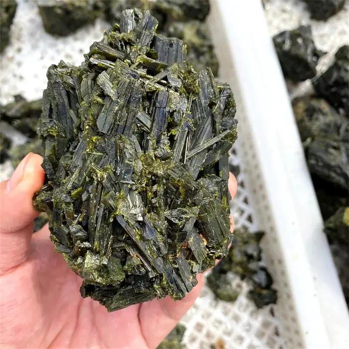 Pierre de tourmaline verte naturelle de haute qualité, spécimen minéral brut, pierres précieuses, pi