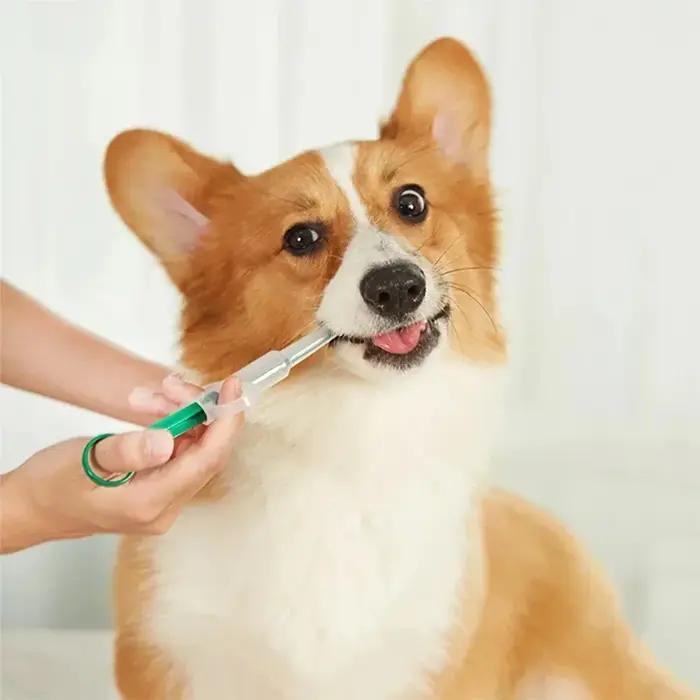Seringue distributrice de médicaments pour animaux style presse facile à utiliser outil de déparasitage pour chiens et chats fournitures quotidiennes de soins de santé pour animaux vermifuge chiens occassions spéciales cadeau pour amoureux des animaux
