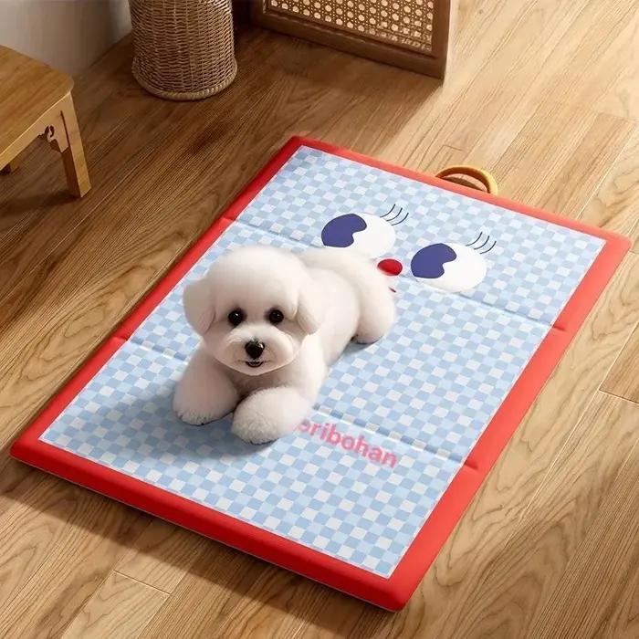 Coussin rafraîchissant tapis de lit pour chien chaton matériau soie refroidissement été coloris variés pour animaux de compagnie occasions spéciales