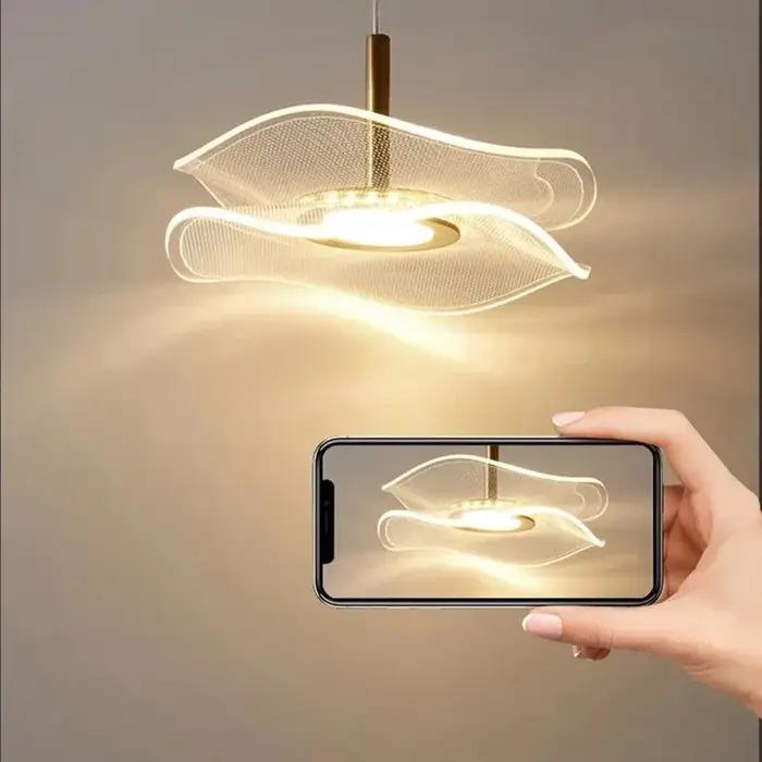 Lampe LED Suspendue au Design Nordique, Éclairage d'Nik, Luminaire Décoratif d'Nik, Idéal pour une S