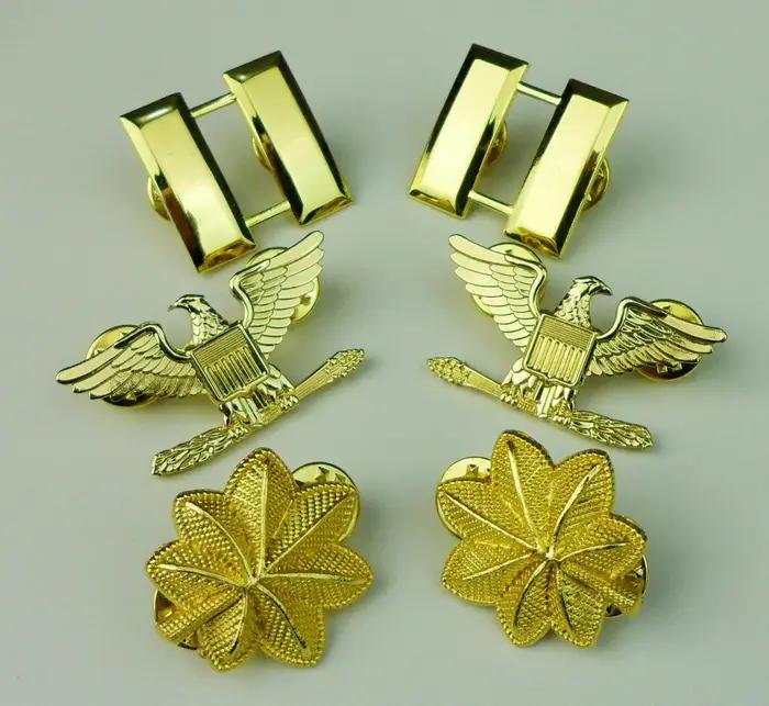 Insigne de rang d'officier de l'armée américaine, Badge de grade du capitaine des États-Unis, corone