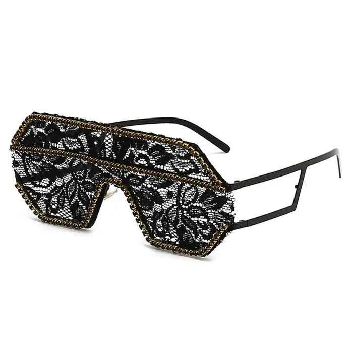 Une pièce lunettes de soleil en dentelle florale femmes Punk grand cadre diamant
