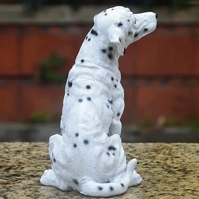 Sculpture d'animal mignon petit chien Statue à la main décorative Mini