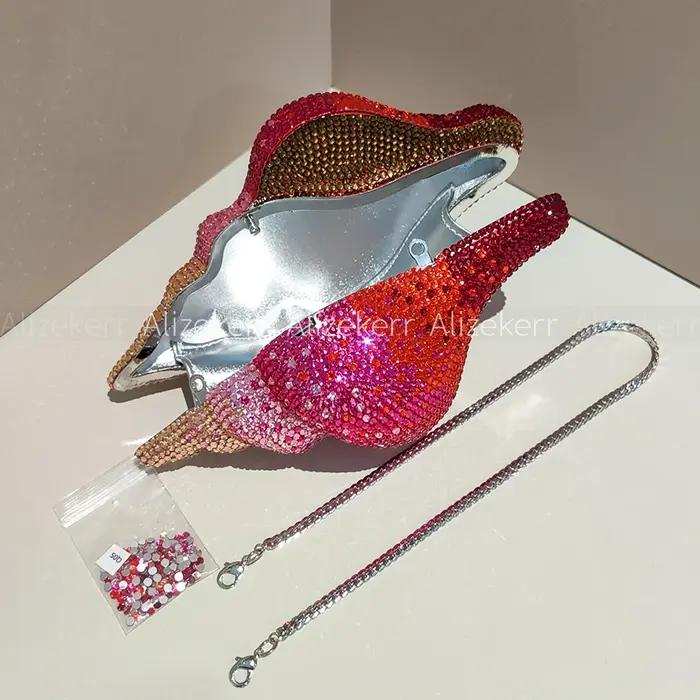 Sac de soirée Alizekerr 3D en forme de coquillage avec strass pour femme 2026 – Magnifique sac à mai