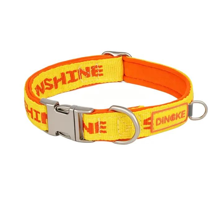 Collier pour animaux de compagnie jaune confortable en matériau de plongée doublé, avec ceinture tre